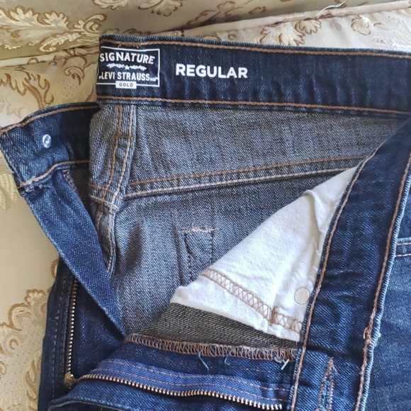 New Levi Strauss Regular Fit Jeans - Picture 4 of 5